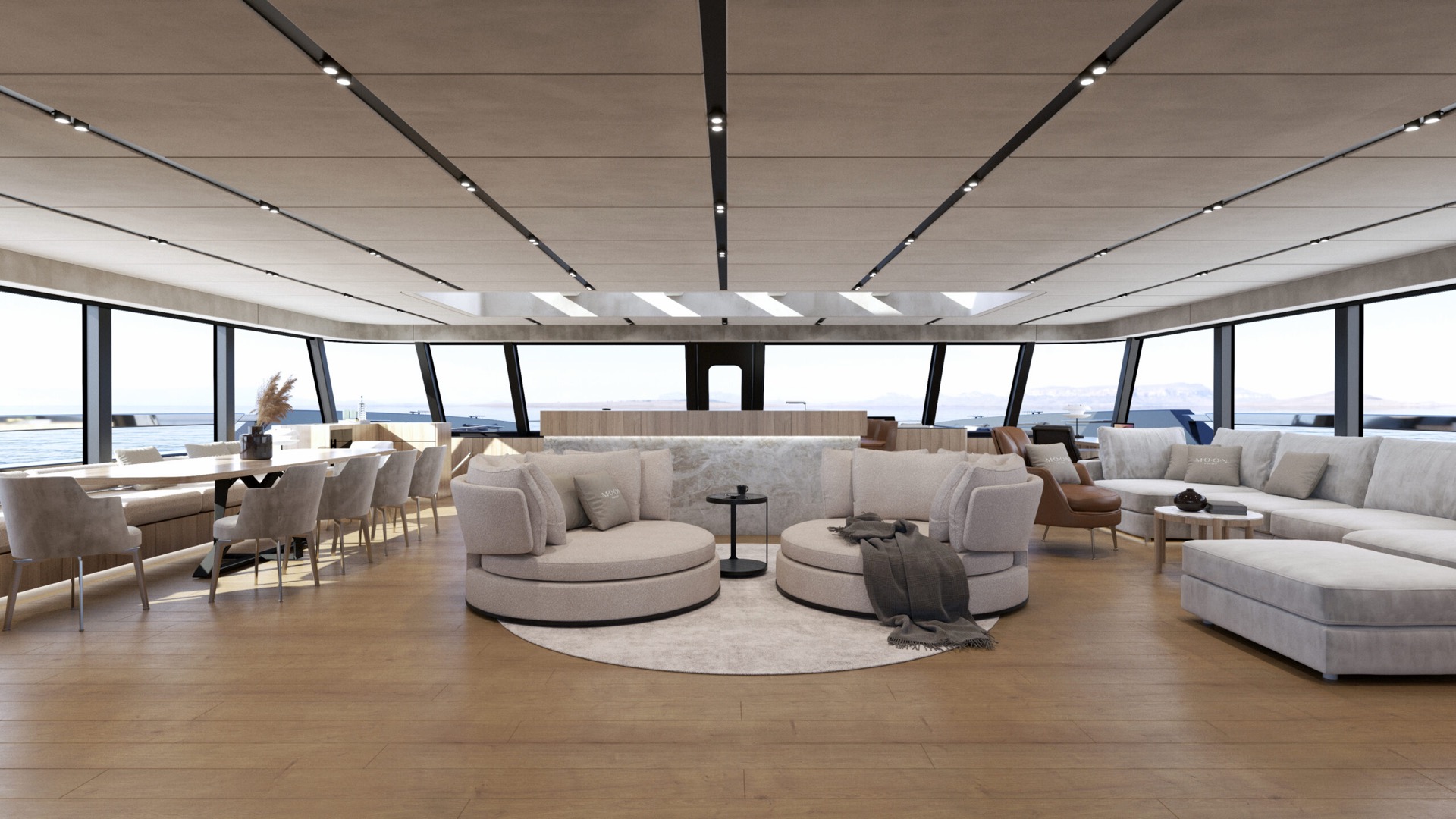 Moon Yacht — wnętrze salonu z panoramicznymi oknami